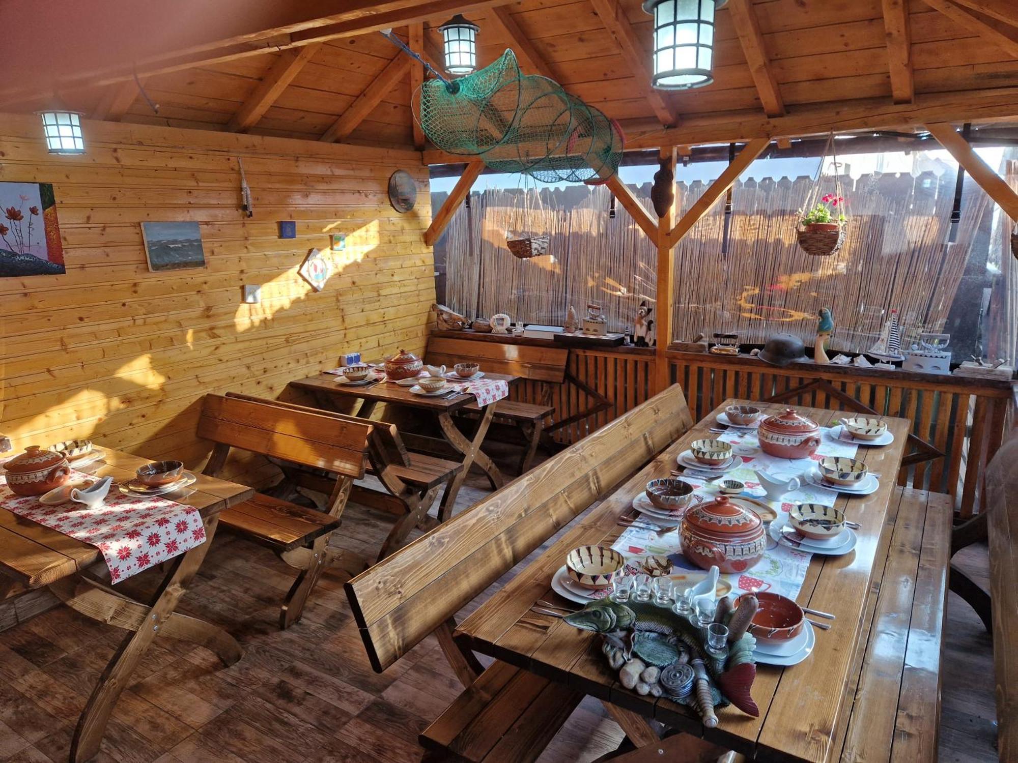 Casa Roko Hotell Sfântu Gheorghe Exteriör bild